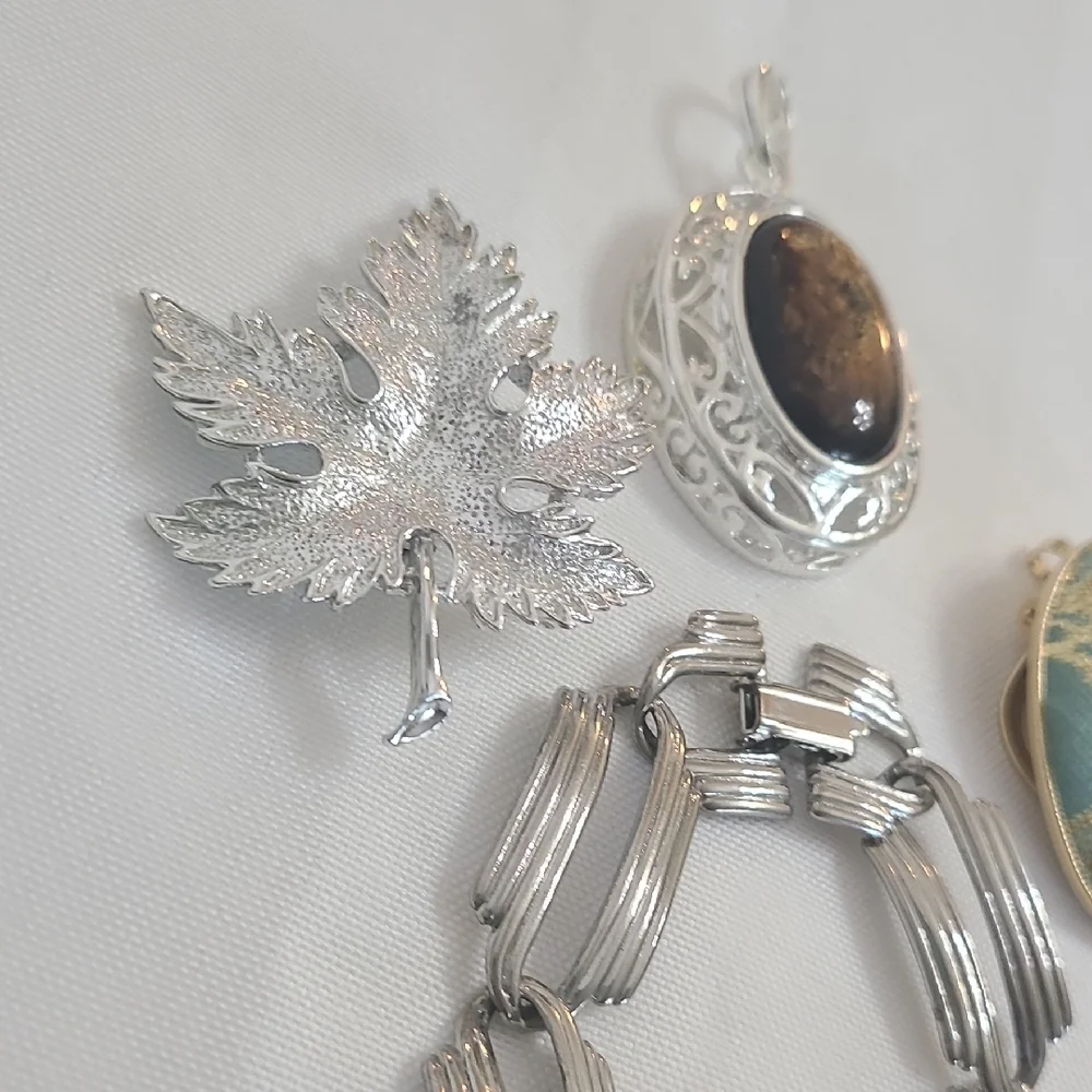 Silver and Gold Jewelry Set